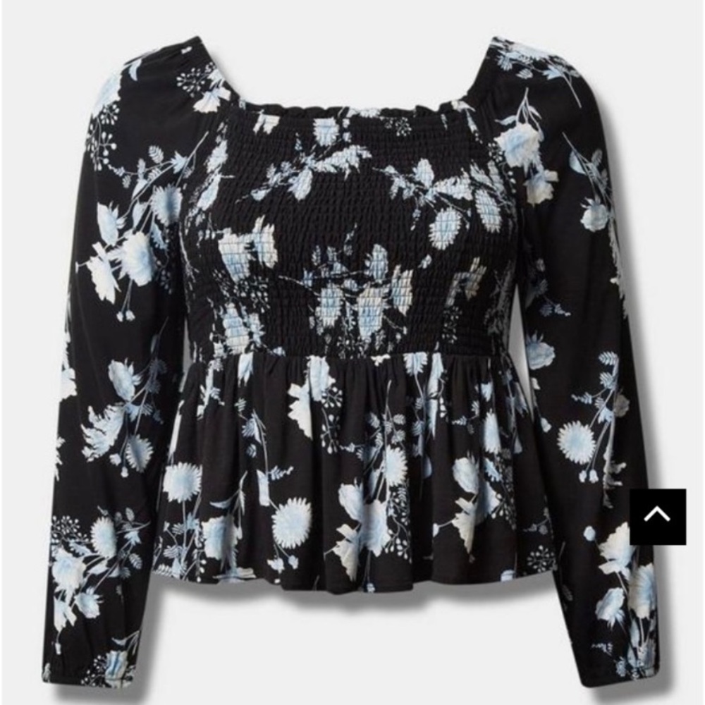 Torrid NWT Rayon Slub Smocked Bodice Floral Long Sleeve Crop Blouse, Size 12 - Picture 2 of 11